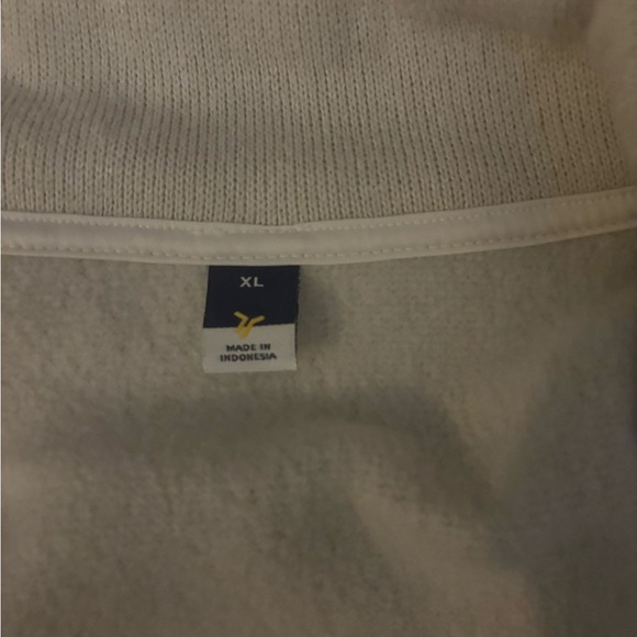 NWT Old Navy Women's White Zip Up Sweater - Picture 2 of 4